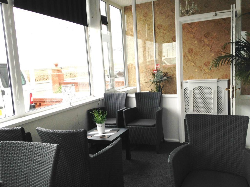 Windsor Park Hotel ブラックプール エクステリア 写真